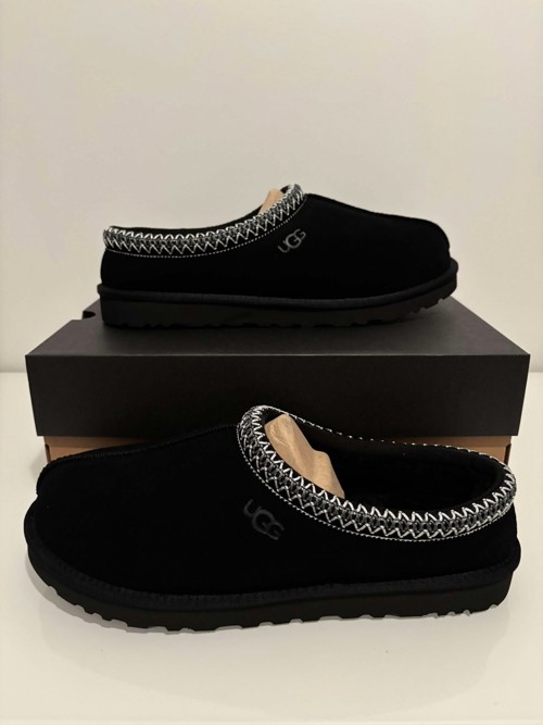 UGG Tasman Black