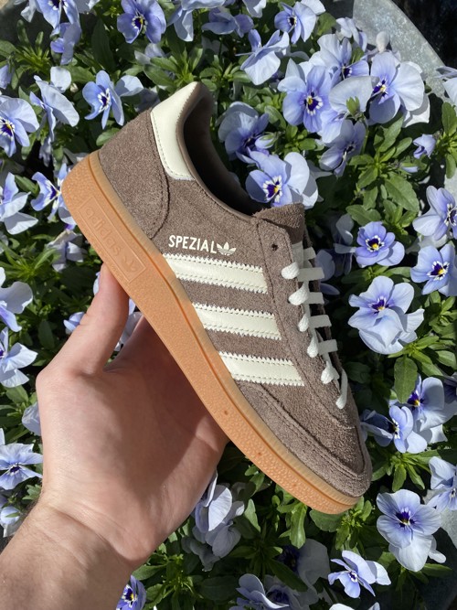 Adidas Handball Spezial Earth Strata / Off White / Gum