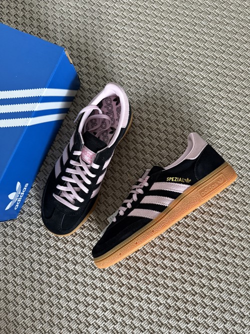 Adidas Handball Spezial Core Black / Clear Pink / Gum