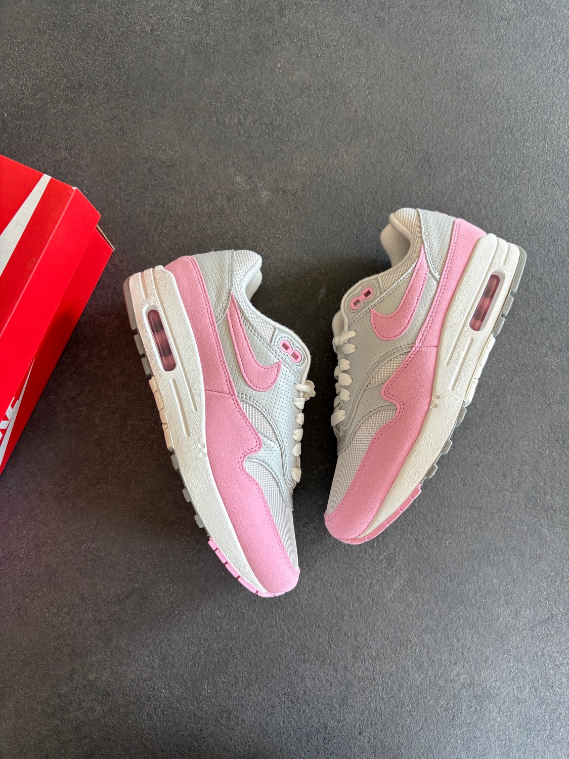 Nike Air Max 1 Pink Rise