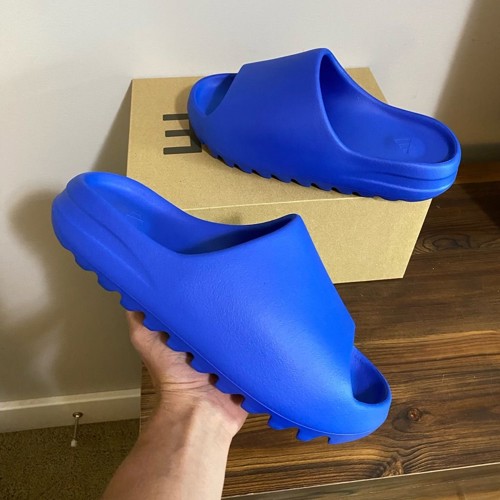 Yeezy Slide Azure