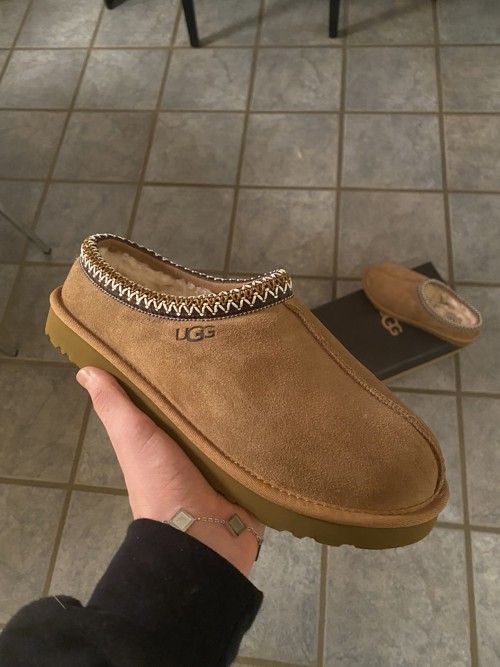 UGG Tasman Chestnut