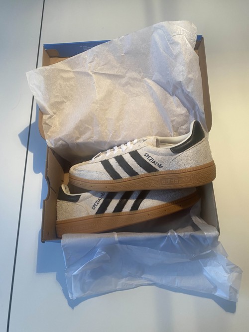 Adidas Handball Spezial Aluminium / Core Black / Cloud White