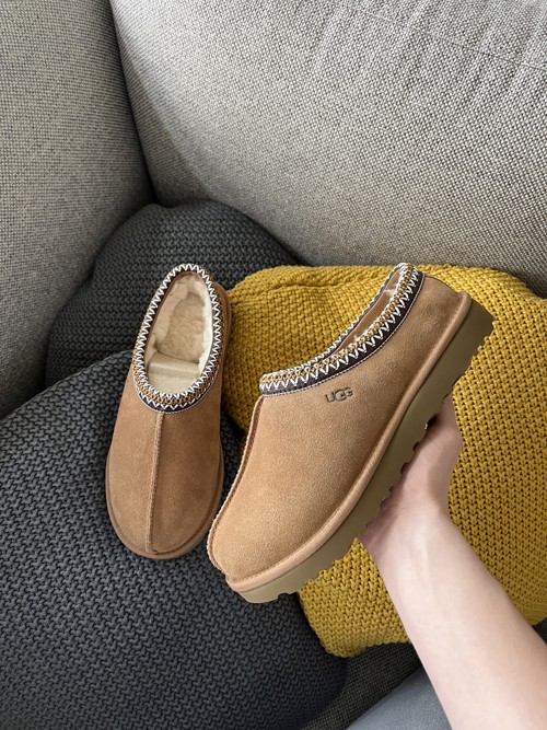 UGG Tasman Chestnut