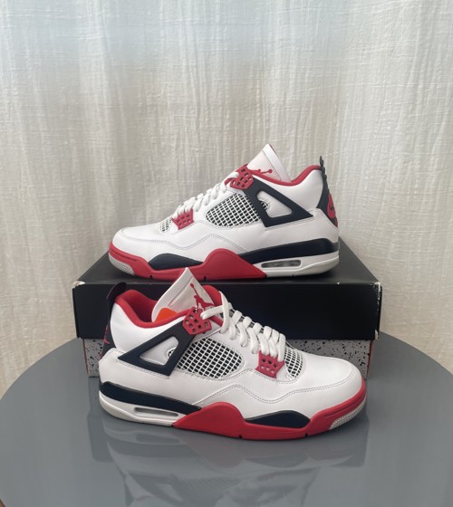 Nike Air Jordan 4