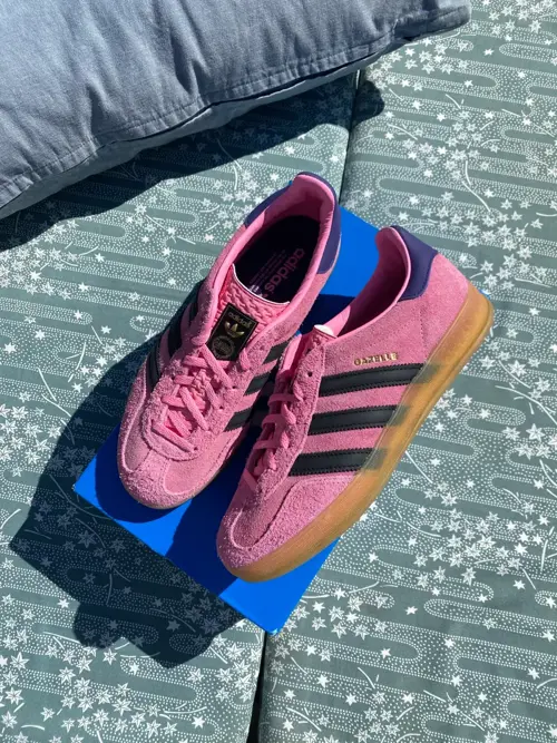 Adidas Gazelle Bliss Pink / Core Black / Collegiate Purple