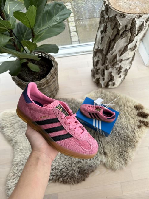 Adidas Gazelle Bliss Pink / Core Black / Collegiate Purple