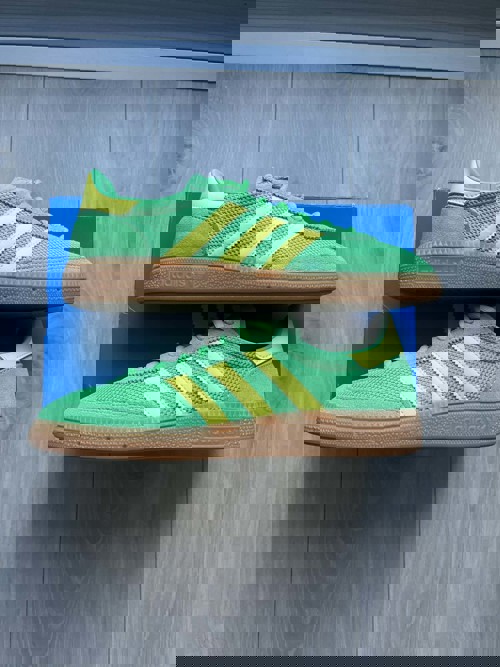 Adidas Sneakers