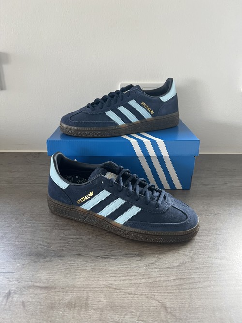 Adidas Handball Spezial Collegiate Navy / Clear Sky / Gum