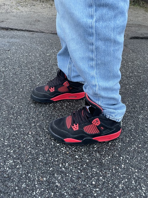 Air Jordan Air Jordan 4