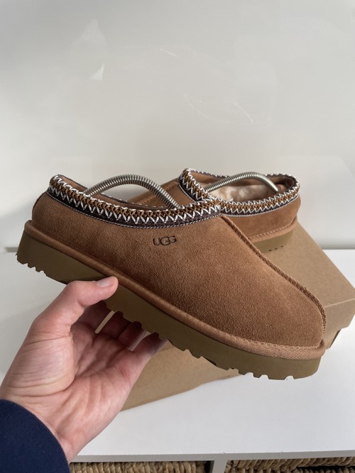 UGG Tasman Chestnut