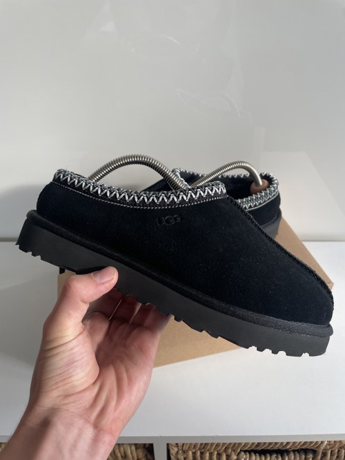 UGG Tasman Black