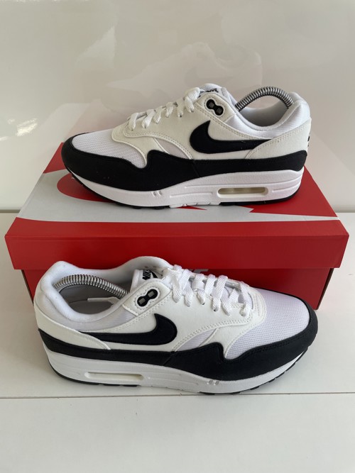 Nike Air Max 1 White Black Neutral Grey