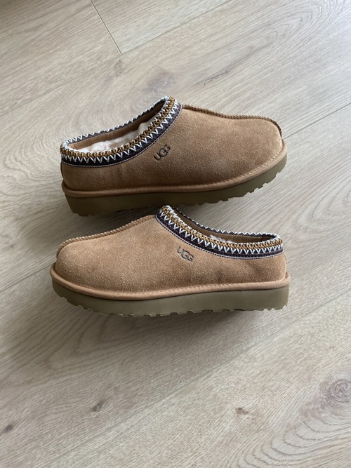 UGG Tasman Chestnut