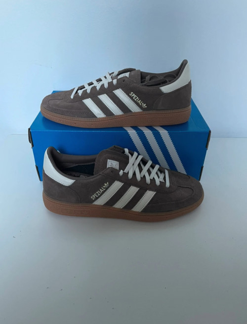 Adidas Handball Spezial Earth Strata / Off White / Gum