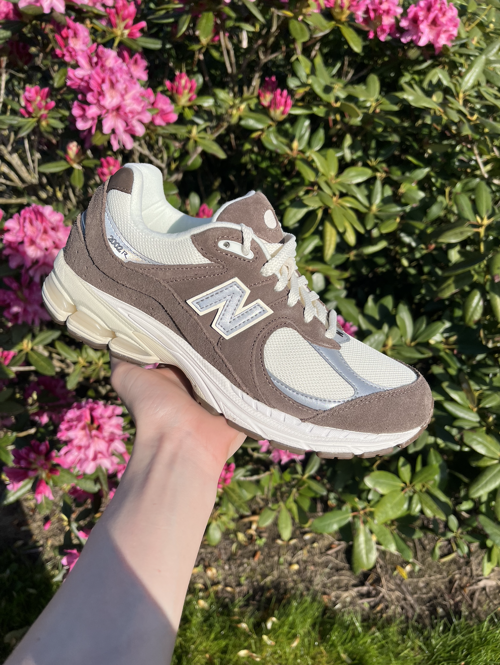 New Balance 2002R Dark Mocha