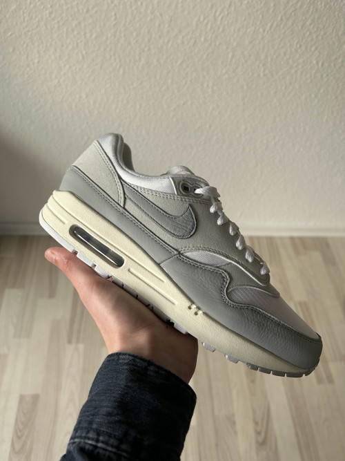 Nike Air Max 1 Pure Platinium