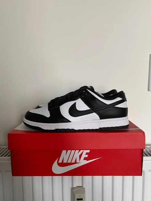 Nike Dunk Low Black White Panda