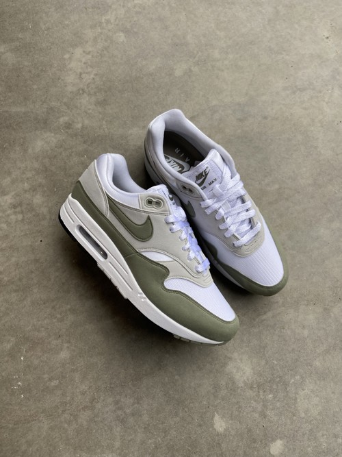 Nike Air Max 1 Light Army