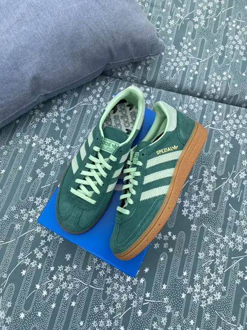 Adidas Handball Spezial Collegiate Green / Semi Green Spark / Gum