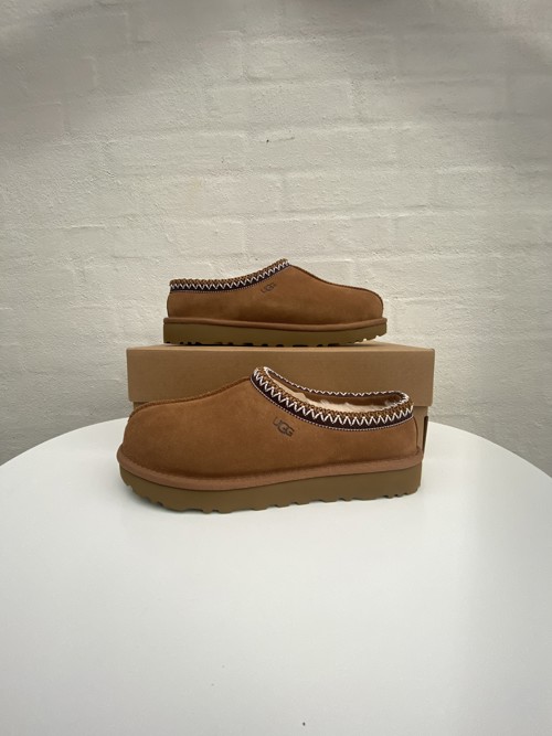 UGG Tasman Chestnut