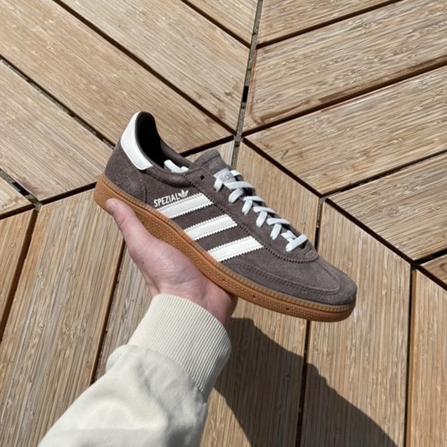 Adidas Handball Spezial Earth Strata / Off White / Gum