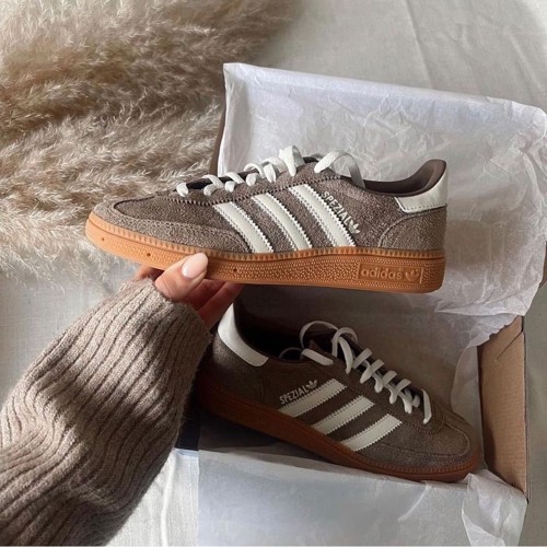 Adidas Handball Spezial Earth Strata / Off White / Gum