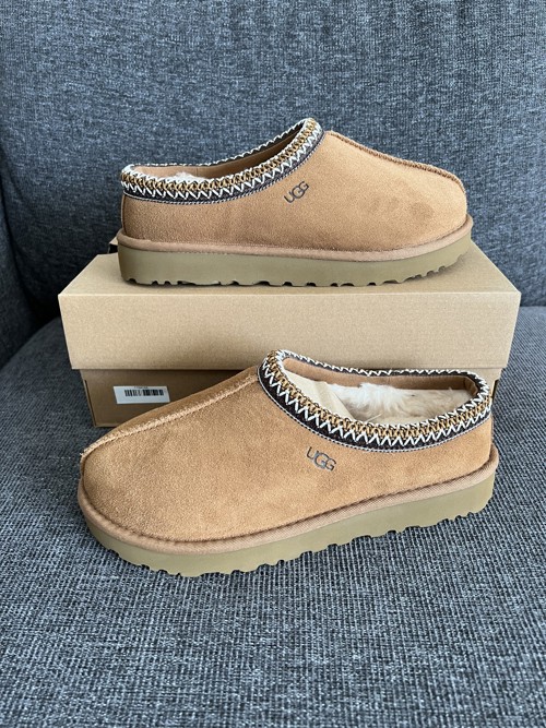 UGG Tasman Chestnut