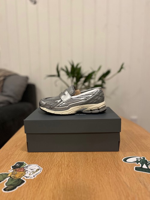 New Balance 1906L Metallic Silver