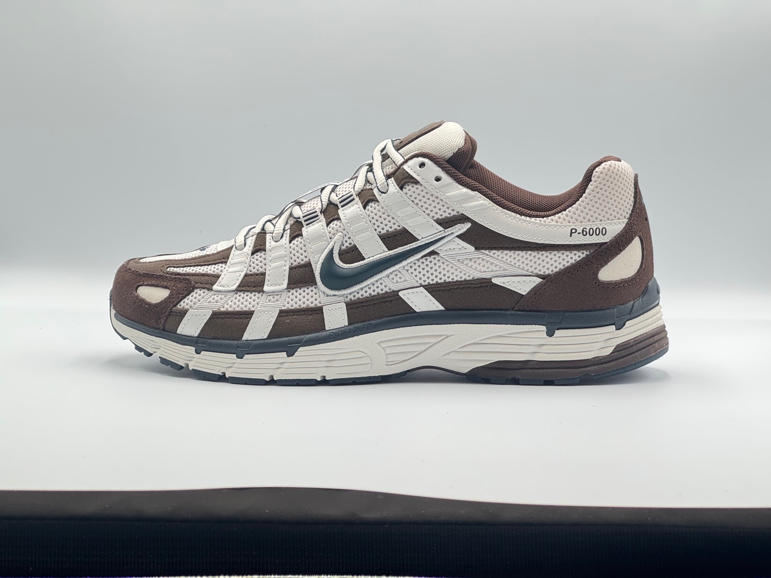 Nike P-6000 Phantom Baroque Brown Metallic Summit White Armory Navy