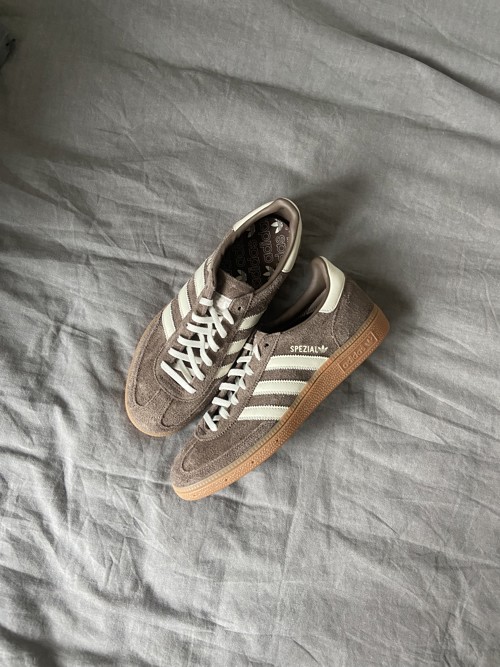 Adidas Handball Spezial Earth Strata / Off White / Gum