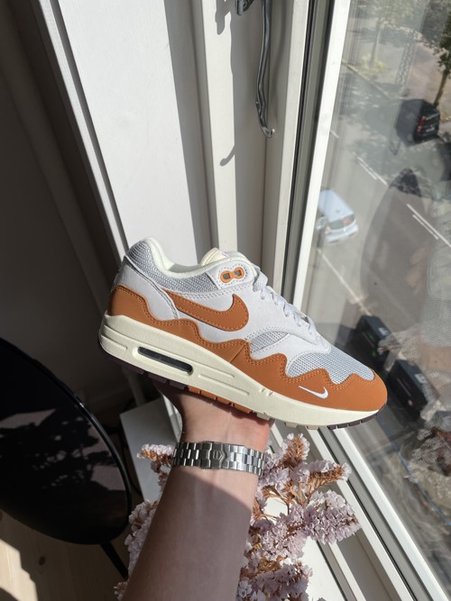 Nike Air Max 1 Patta Monarch