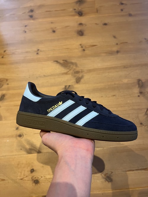 Adidas Handball Spezial Collegiate Navy / Clear Sky / Gum