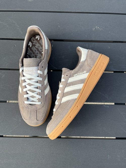 Adidas Handball Spezial Earth Strata / Off White / Gum