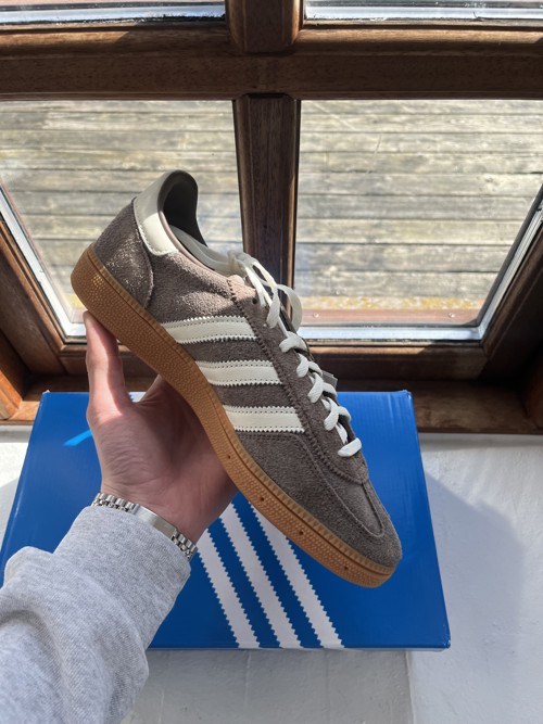 Adidas Handball Spezial Earth Strata / Off White / Gum