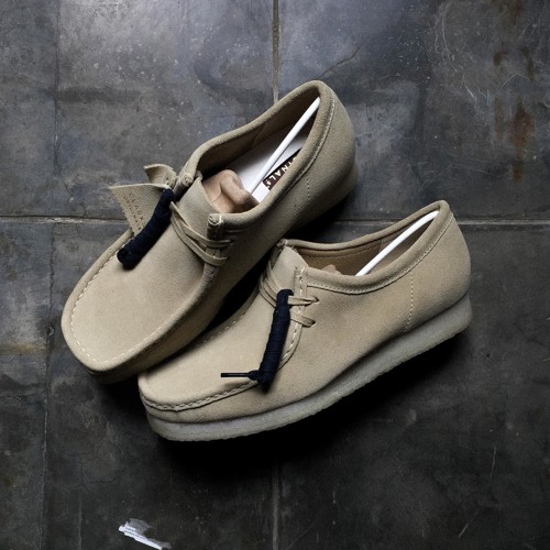 Clarks Wallabee Maple Suede