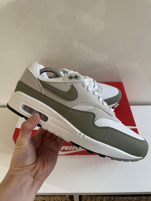 Nike Air Max 1 Light Army