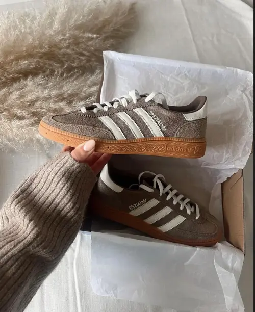 Adidas Handball Spezial Earth Strata / Off White / Gum