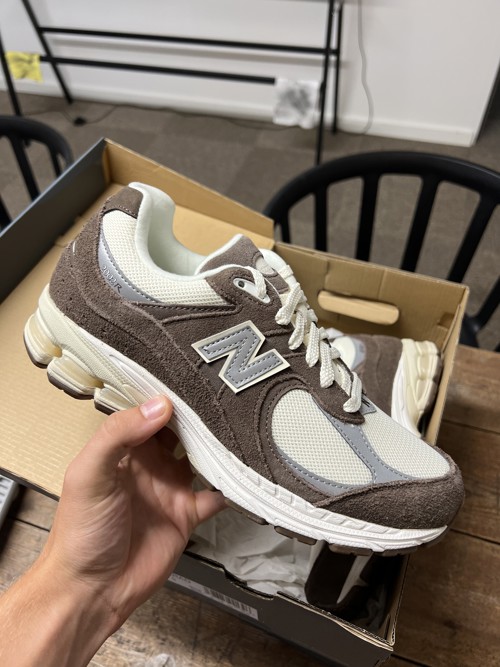 New Balance 2002R Dark Mocha