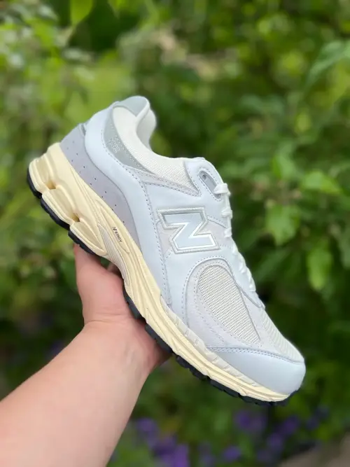 New Balance 2002R White Gold