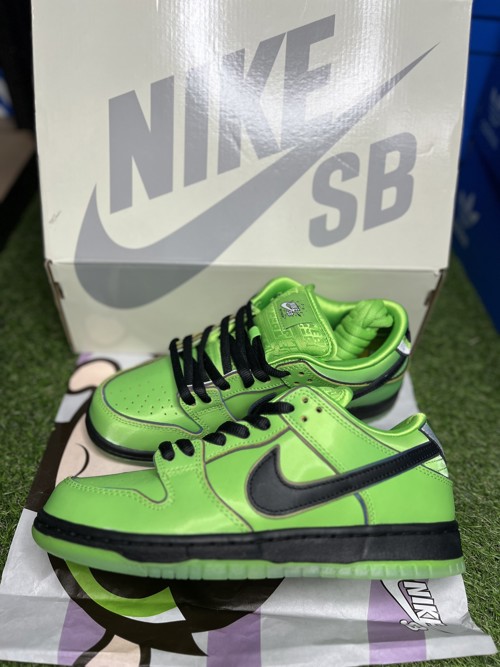 Nike SB Dunk Low The PowerPuff Buttercup