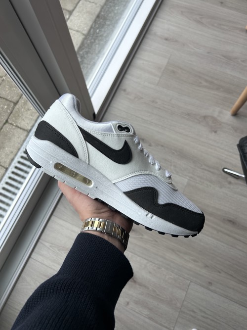 Nike Air Max 1 White Black Neutral Grey