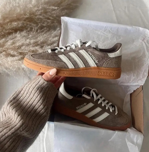 Adidas Handball Spezial Earth Strata / Off White / Gum