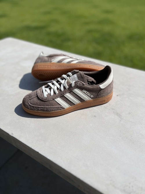 Adidas Handball Spezial Earth Strata / Off White / Gum