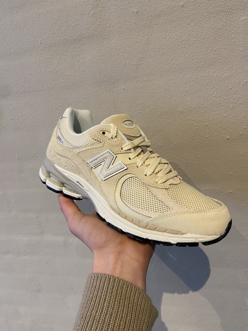 New Balance 2002R Beige Silver