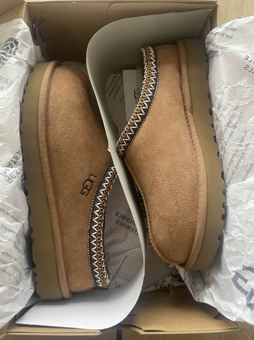 UGG Tasman Chestnut