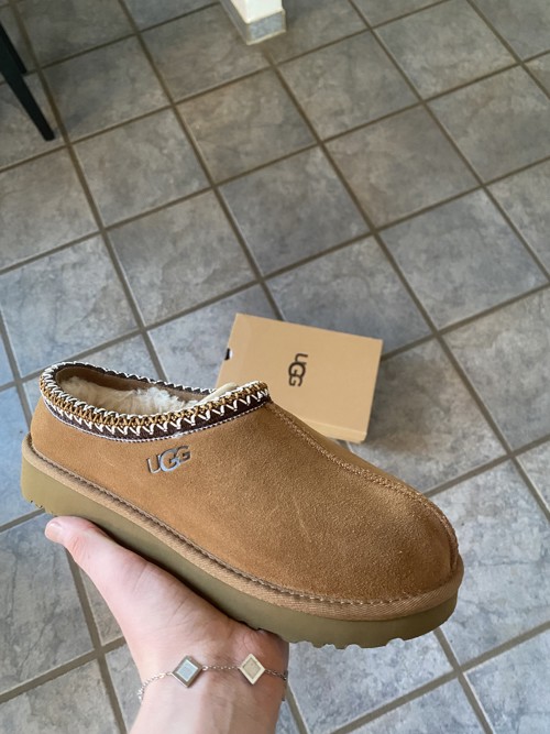 UGG Tasman Chestnut