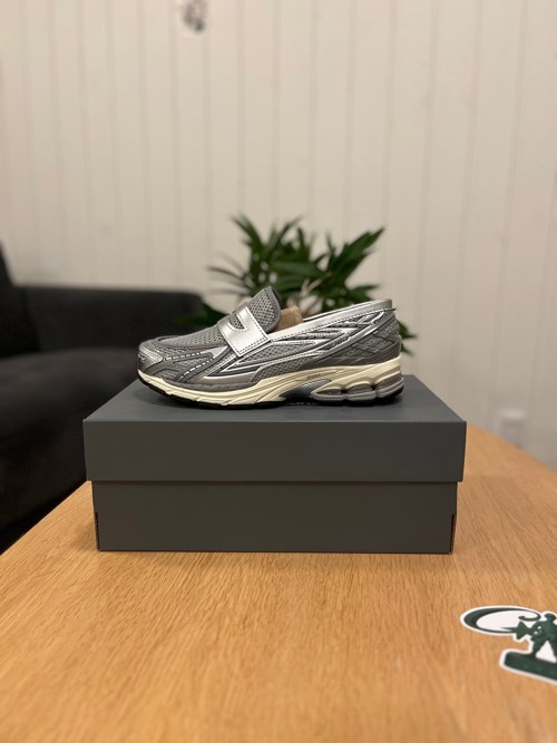 New Balance 1906L