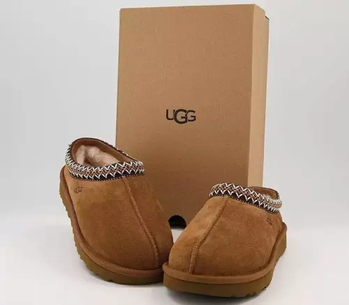 UGG Tasman Chestnut