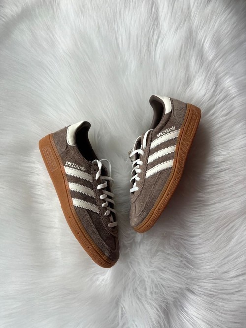 Adidas Handball Spezial Earth Strata / Off White / Gum